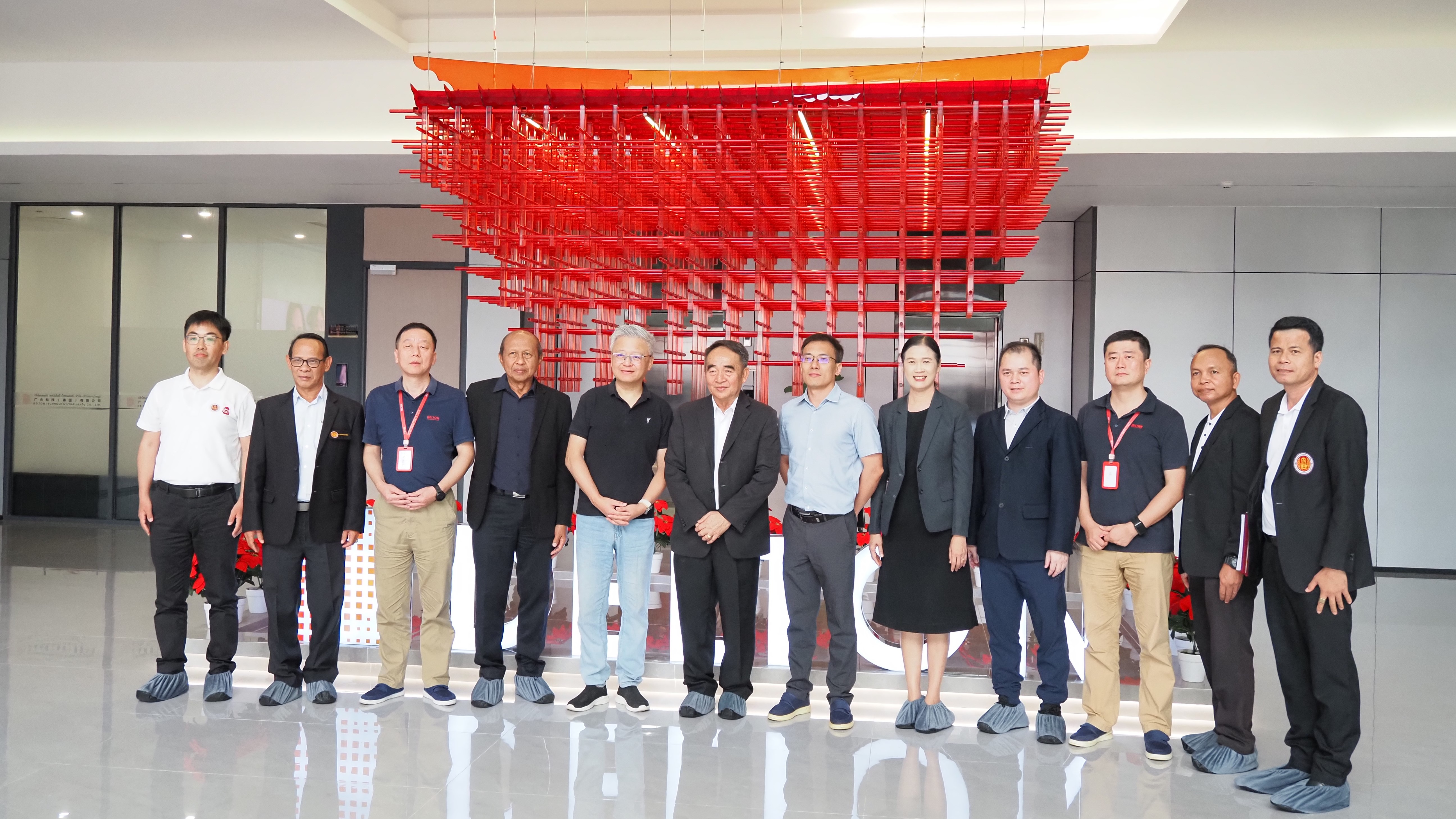 校企合作新突破!泰国威廉希尔500欧洲指数连签两所院校
