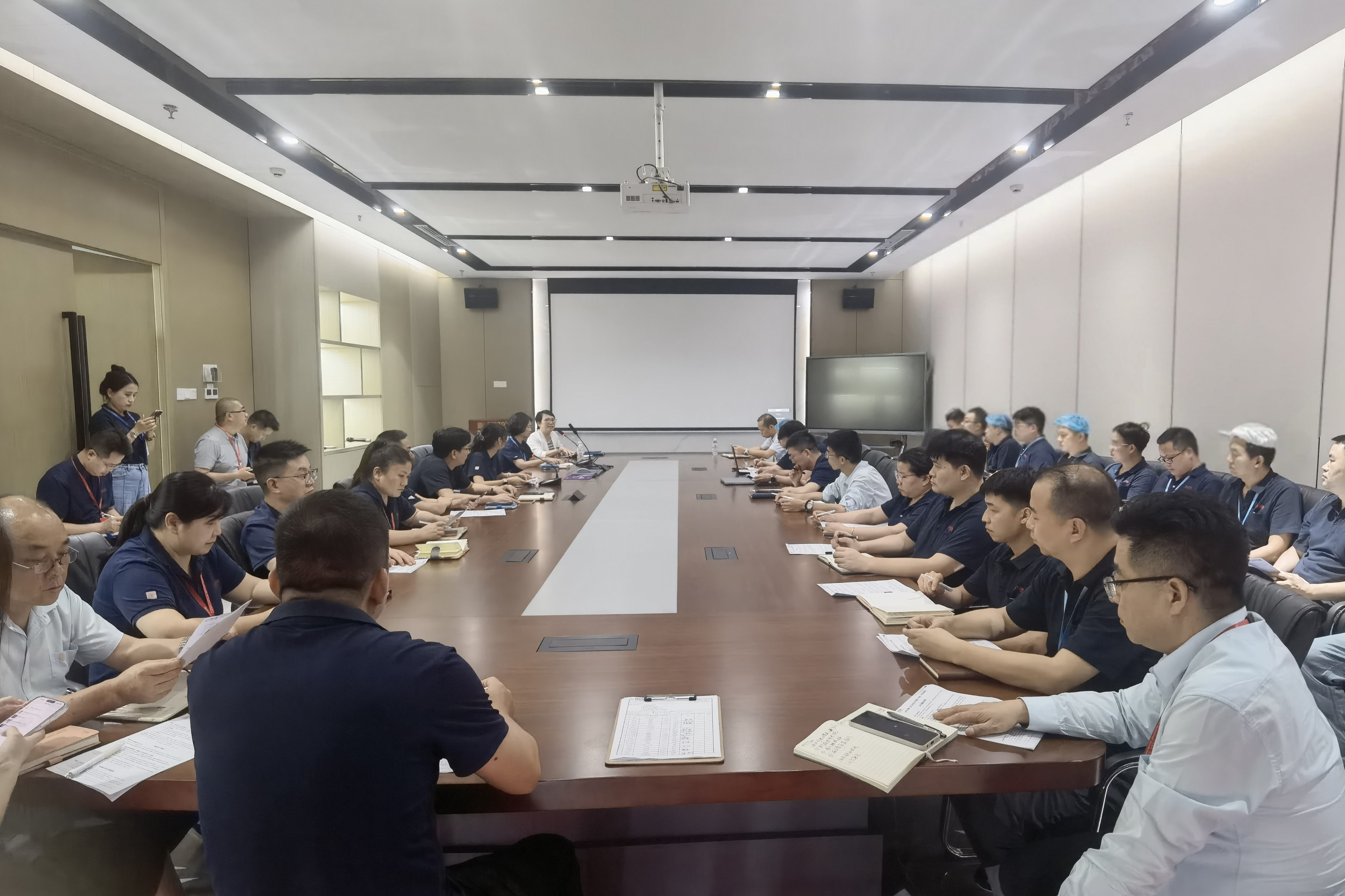 全员出招抓品质 黄石威廉希尔500欧洲指数QCC开跑
